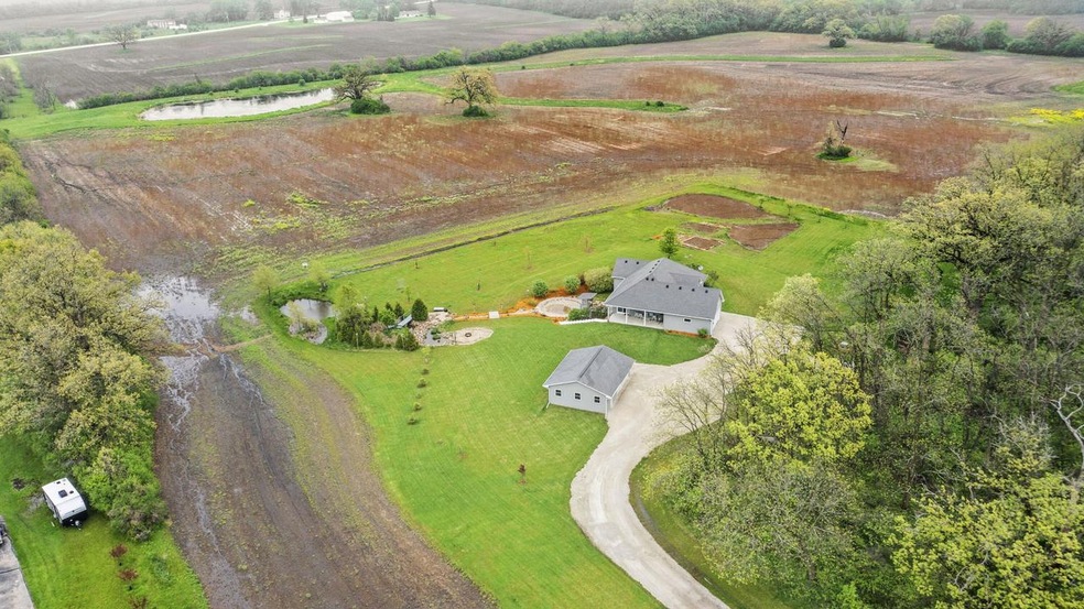9 Acres