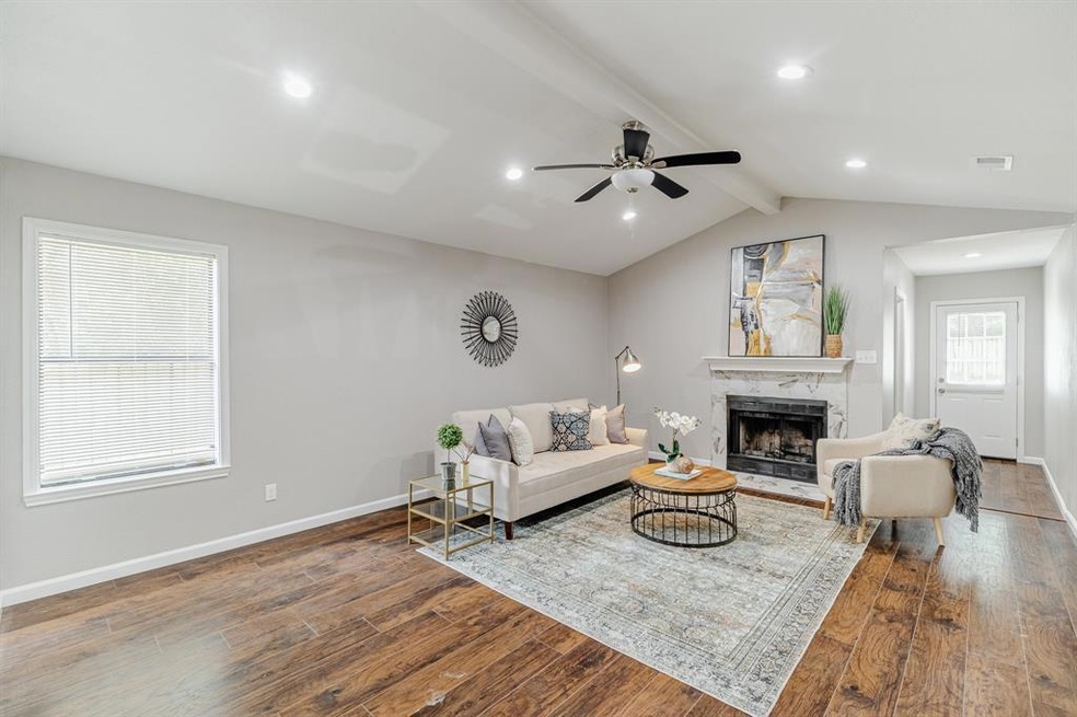 1016 W Morgan St, Denison, TX 75020 - photo 1