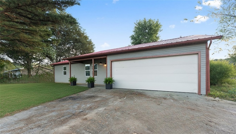 16801 S Highway 71, Winslow, AR 72959 - photo 1