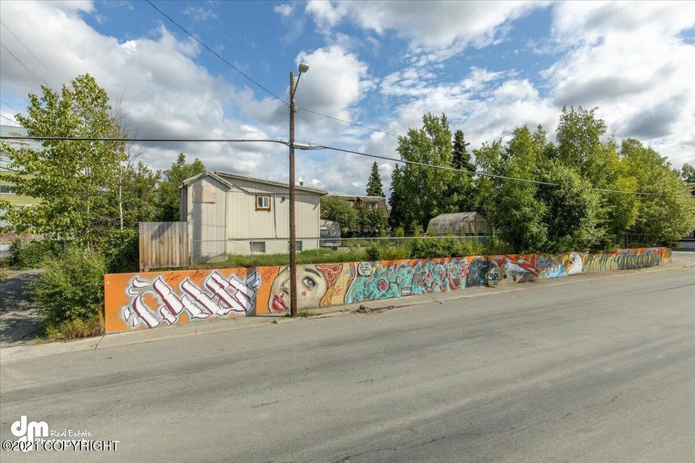 5-Exterior 20210722-DW-3537