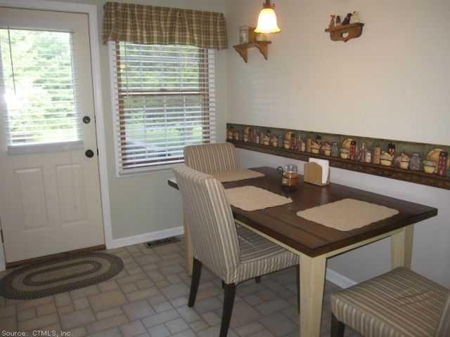 1 White Tail Ln unit 1, Wallingford, CT 06492 - photo 1