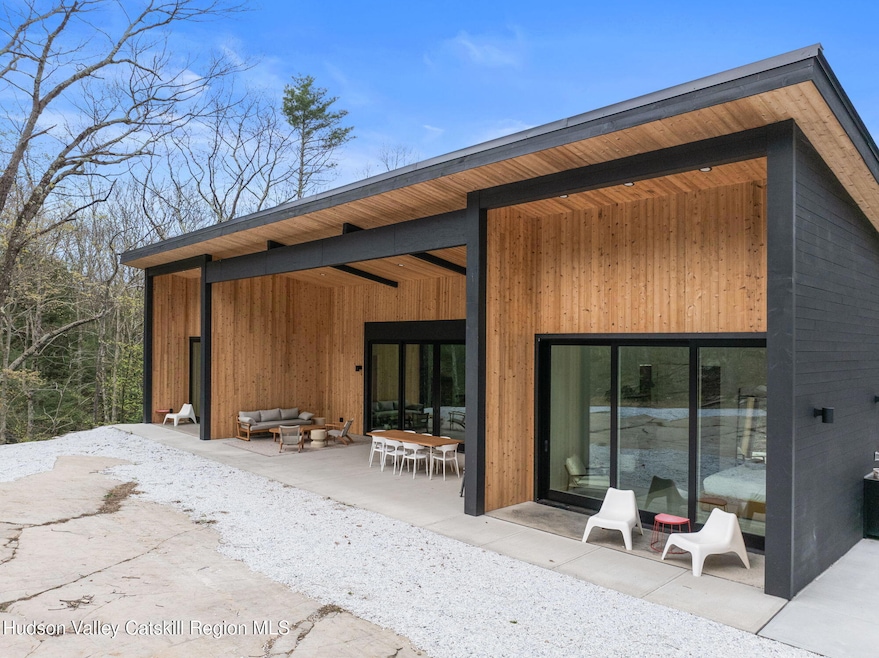 120 Old Quarry Road. Spring New Exterior
