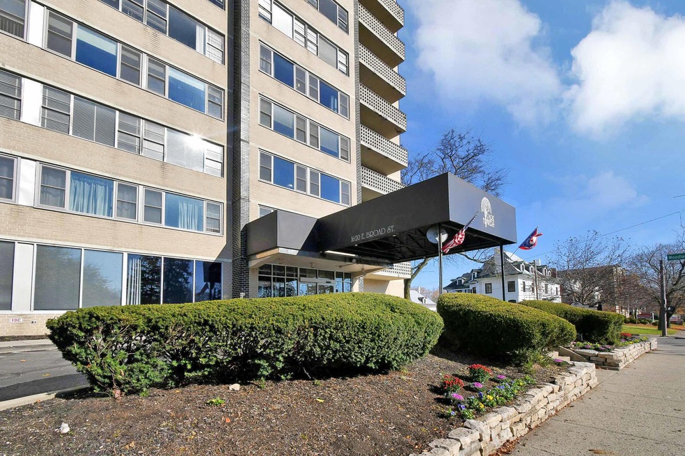 1620 E. Broad Street #902