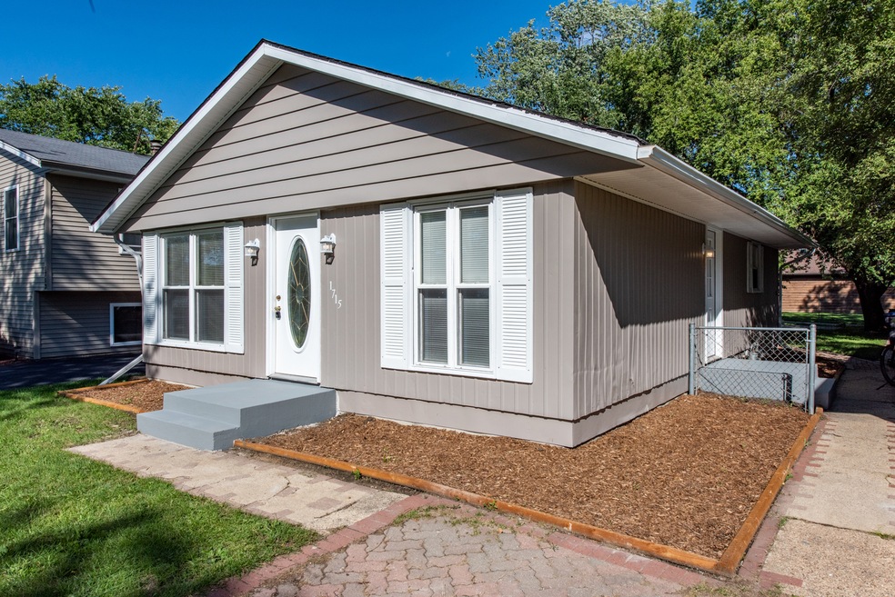 1715 Jethro Ave, Zion, IL 60099 - photo 1