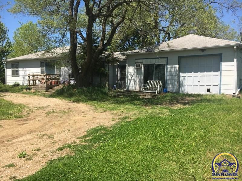 12668 Q Rd, Hoyt, KS 66440 - photo 1