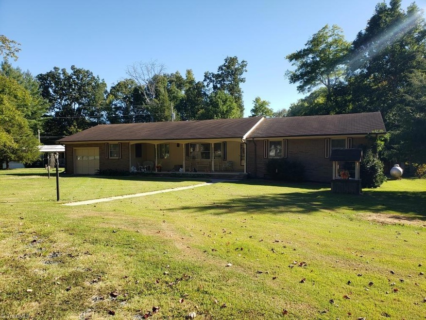 179 Burney Rd, Asheboro, NC 27205 - photo 1