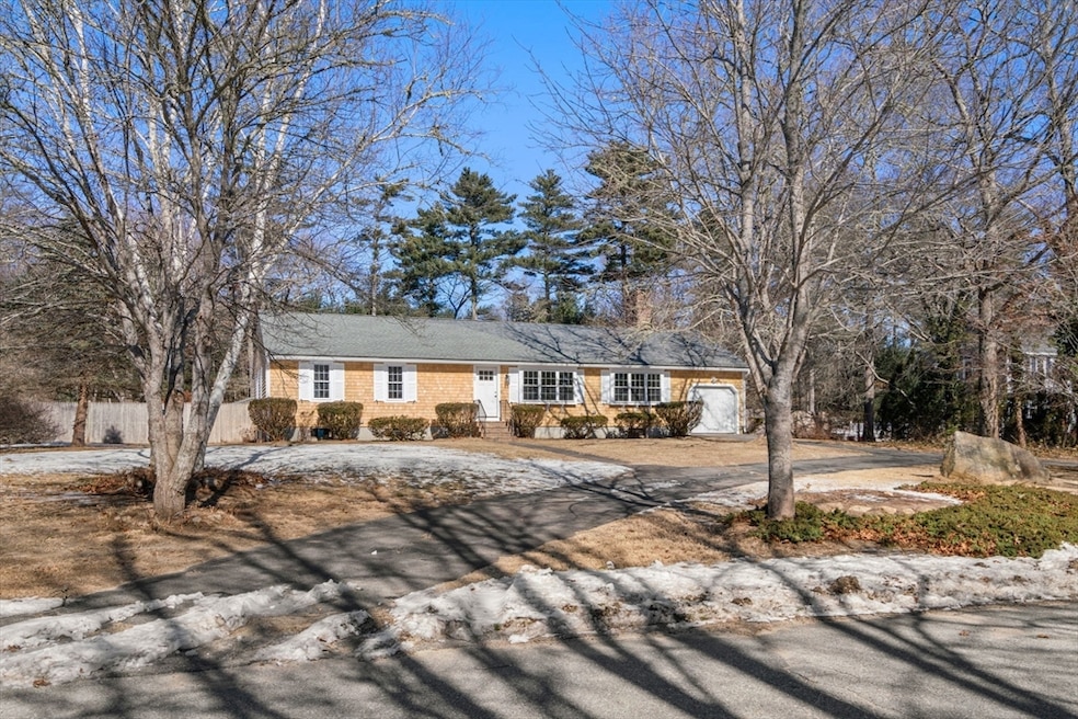 10 Dinahs Way, Wareham, MA 02571 - photo 1