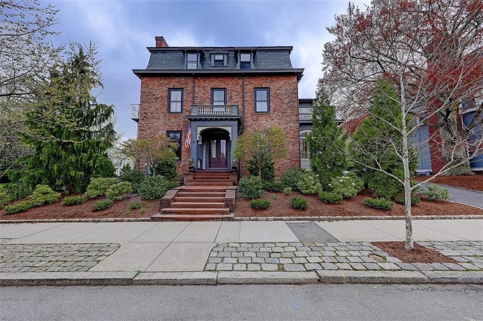 247 Wayland Ave unit 3, Providence, RI 02906 - photo 1