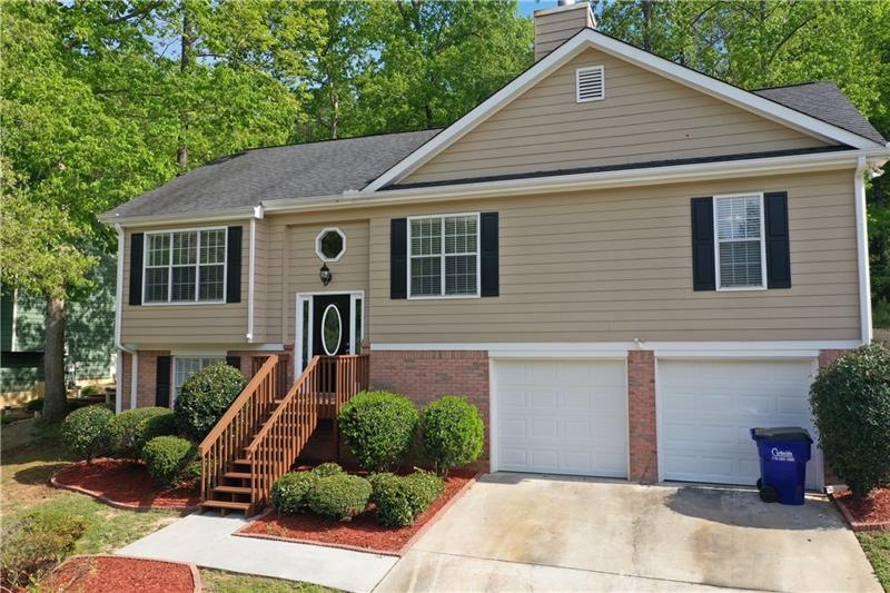 2332 Rock Mill Ln NE, Conyers, GA 30013 - photo 1