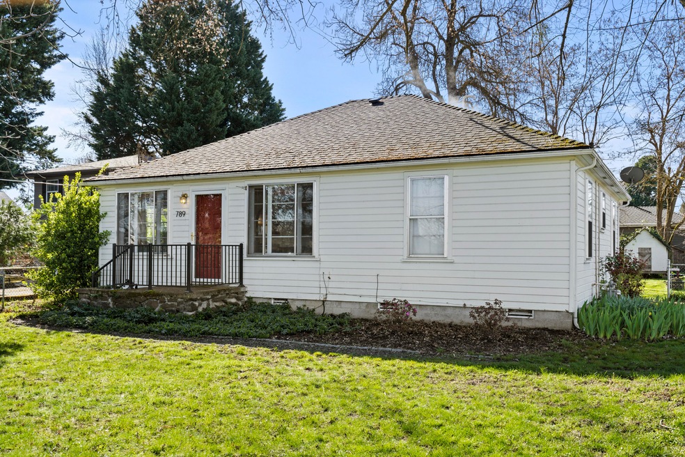 789 Pittview Avenue - 01