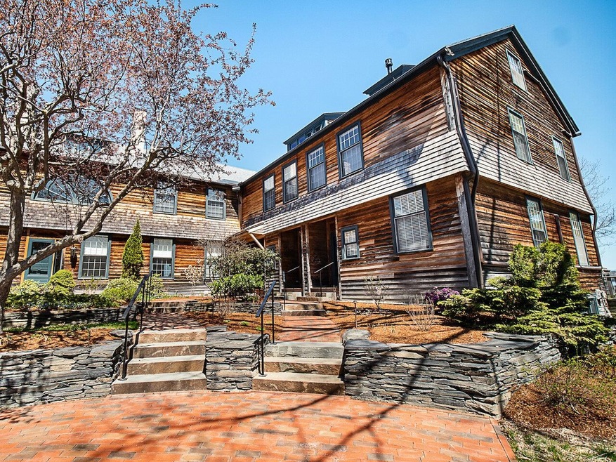 3414 Harbor Rd unit 4, Shelburne, VT 05482 - photo 1