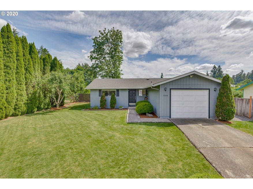 1255 NE 11th Place, Canby, OR 97013 - photo 1