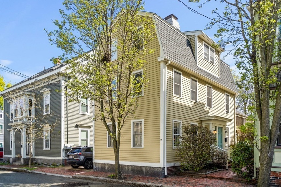 14 Williams St unit A2, Salem, MA 01970 - photo 1