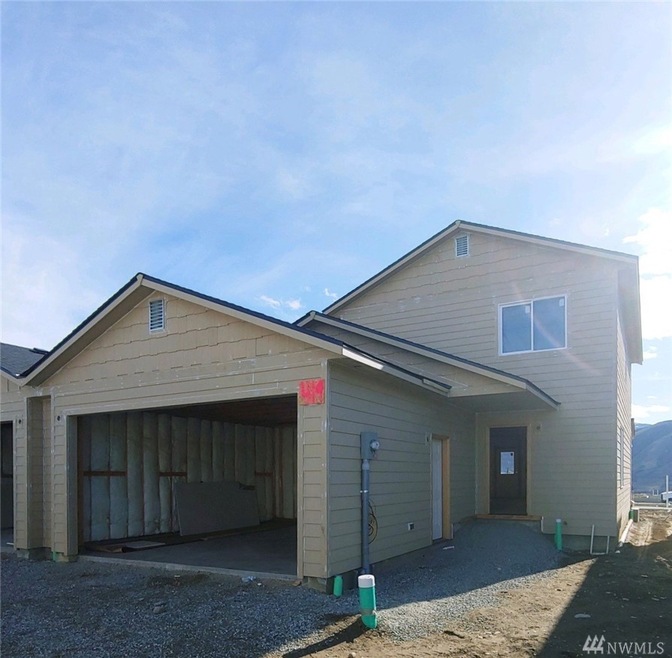 419 S Kansas Loop, East Wenatchee, WA 98802 - photo 1