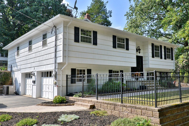 2 High St, Bloomingdale, NJ 07403 - photo 1