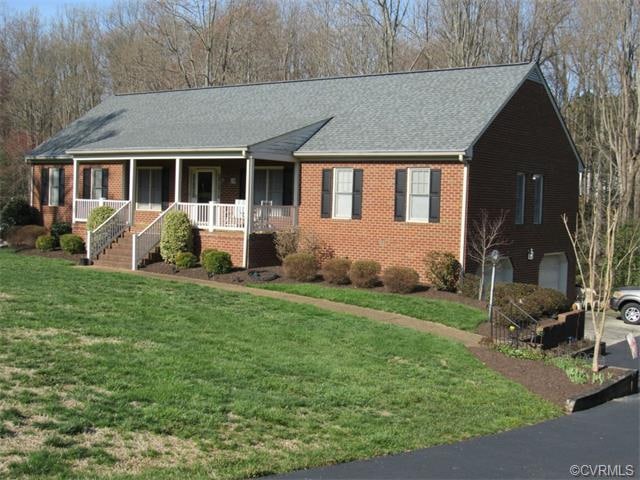 9467 Laurel Grove Rd, Mechanicsville, VA 23116 - photo 1