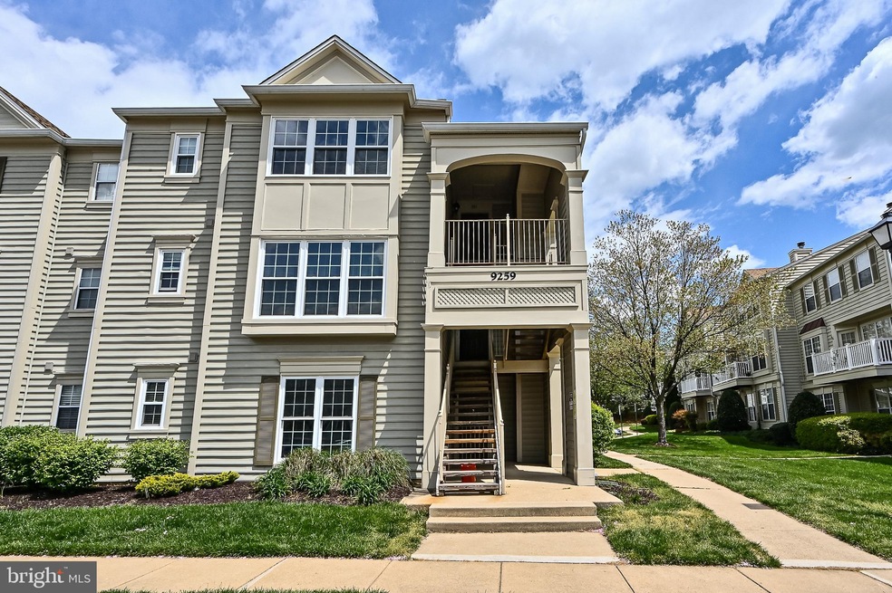 9259 Cardinal Forest Ln unit 201, Lorton, VA 22079 - photo 1