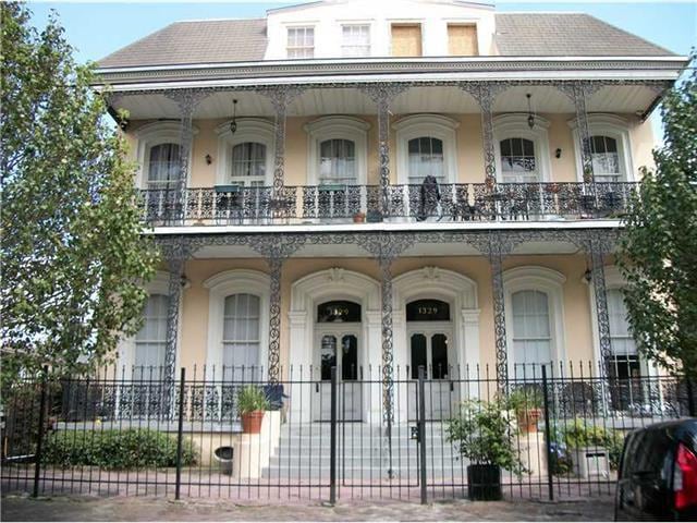 Facade/Exterior Front.