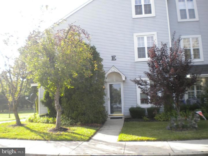 633 Yorkshire Ct unit 633, Sewell, NJ 08080 - photo 1