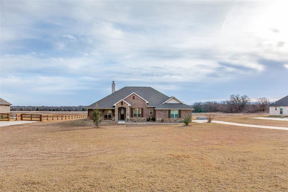 8330 Old Springtown Rd, Springtown, TX 76082 - photo 1