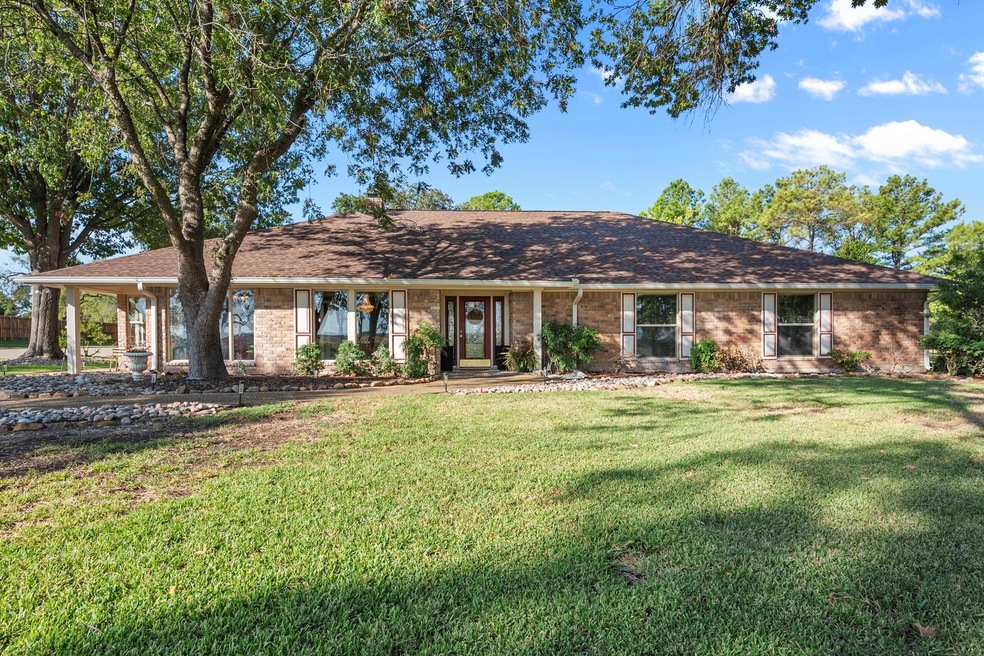 4001 Emhouse Rd, Corsicana, TX 75110 - photo 1