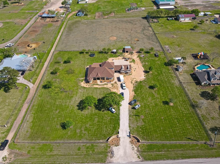 2827 Cottonwood School Rd, Rosenberg, TX 77471 - photo 1