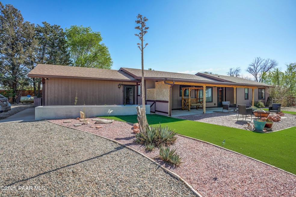 24585 N Catalina St, Paulden, AZ 86334 - photo 1