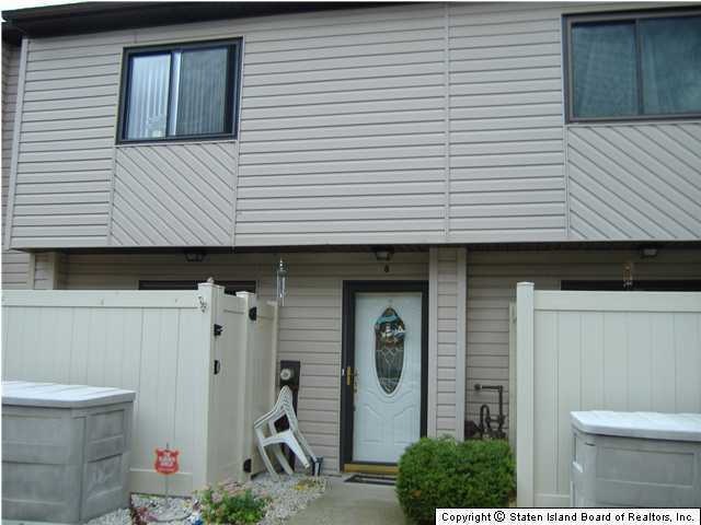 unlisted-address, Staten Island, NY 10308 - photo 1