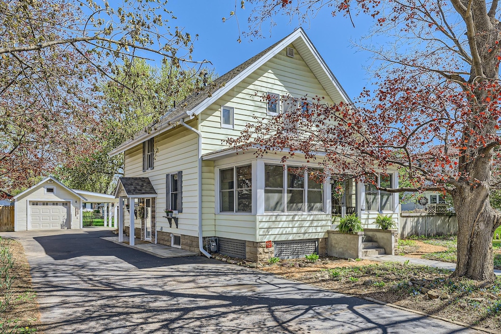 Sold $490,000 • Co-Listing Agent