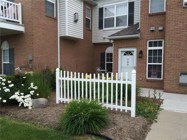 790 Olde Englsih Circle