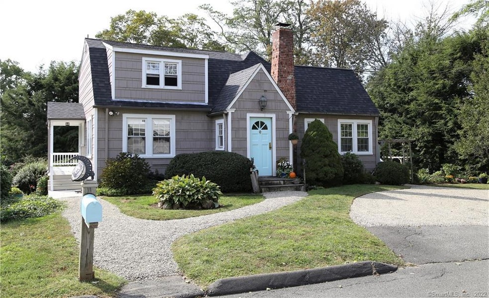 2 Rochambeau Ave, Ridgefield, CT 06877 - photo 1