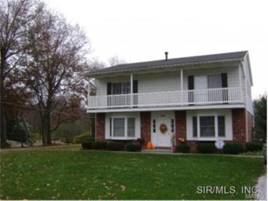 318 E Mill St unit A, Freeburg, IL 62243 - photo 1