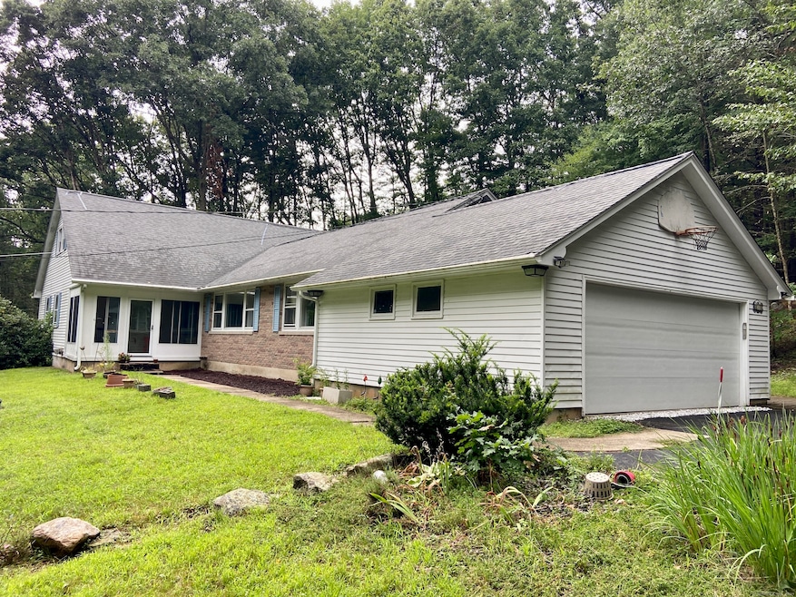 1 Beech Mountain Rd Mansfield CT