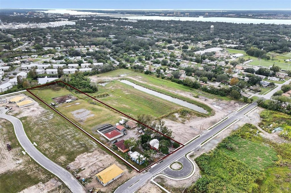 1616 23rd St E, Bradenton, FL 34208 - photo 1