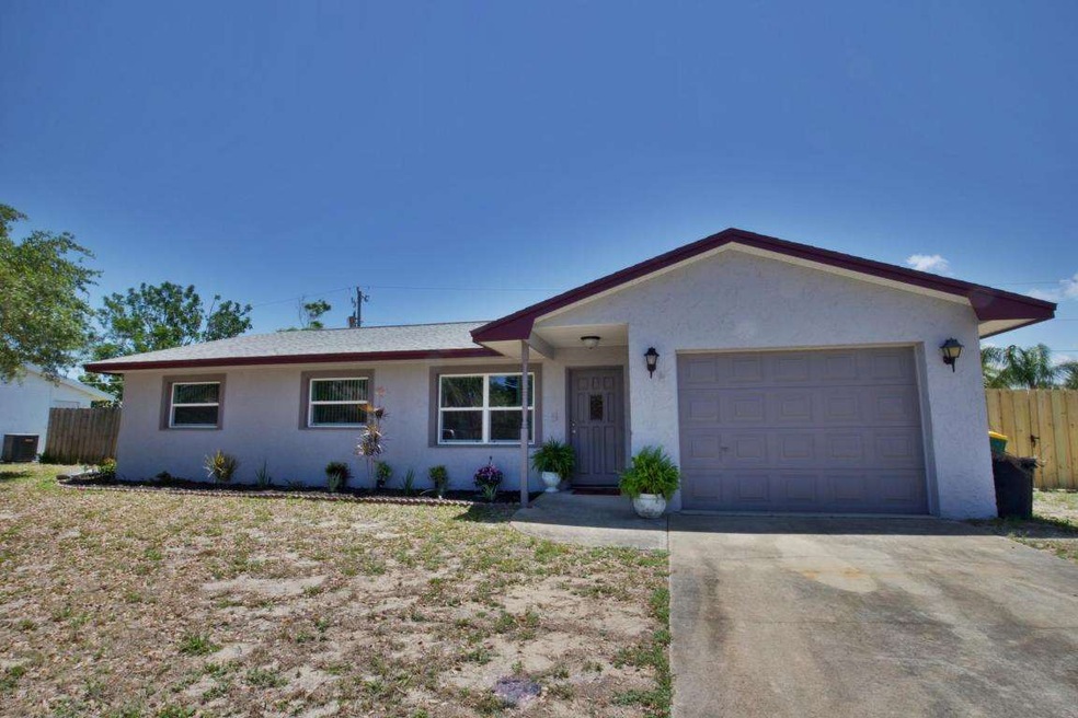 425 Pinetree Dr - 03
