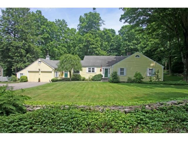Picturesque Ranch on Taunton Lane