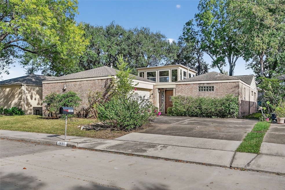 1631 Bradney Dr, Houston, TX 77077 - photo 1