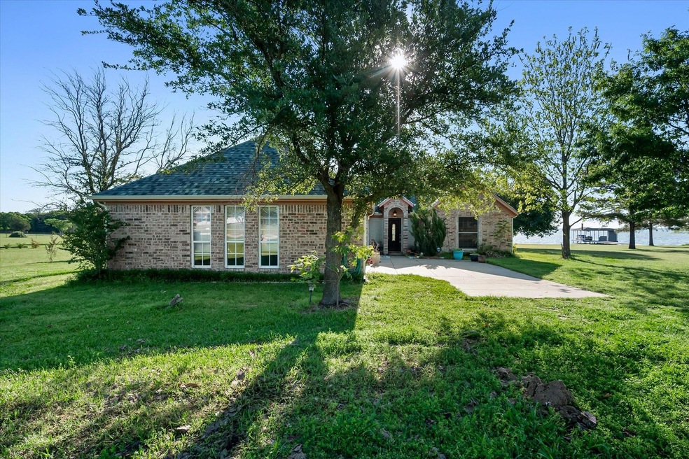 1514 Carter Dr, Corsicana, TX 75109 - photo 1