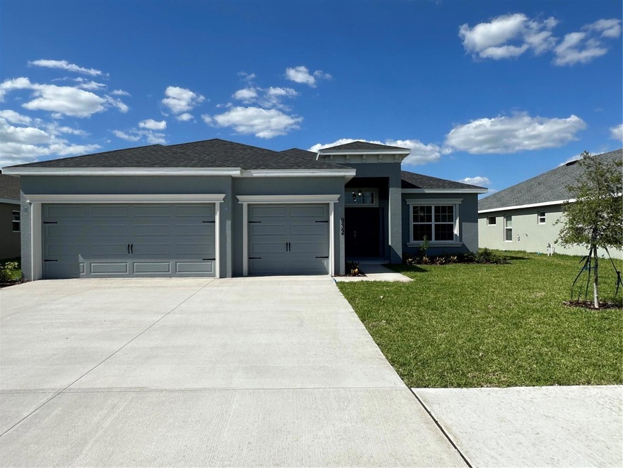 932 Montgomery Ln, Polk City, FL 33868 - photo 1