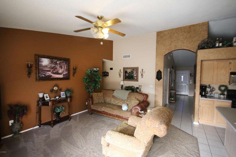 2317 E Smoke Tree Rd, Gilbert, AZ 85296 - photo 1