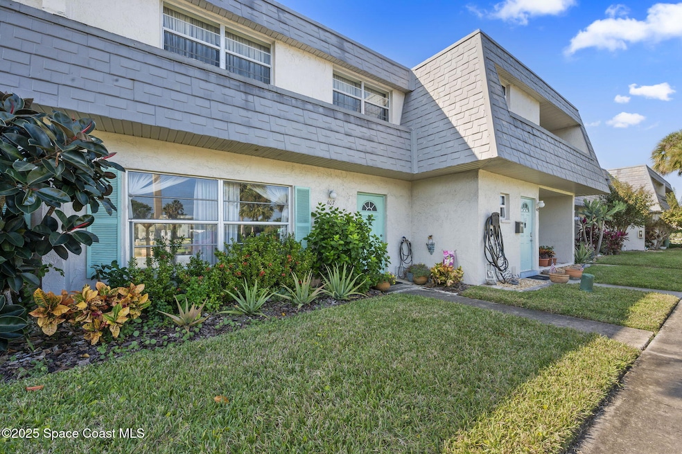 407 Ibis Ln unit 46, Satellite Beach, FL 32937 - photo 1