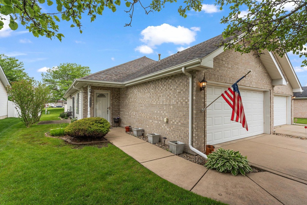 1702 Aspen Dr, Crown Point, IN 46307 - photo 1