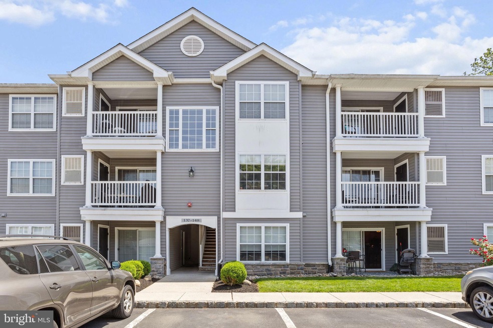 137 Natalie Rd, Riverside, NJ 08075 - photo 1