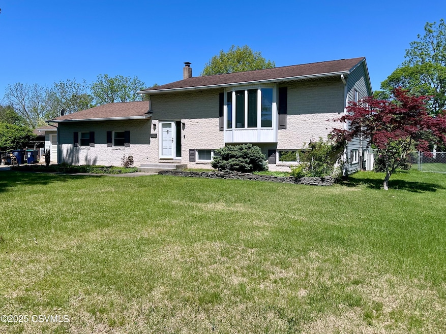 110 W 7th St Mifflinville - 1