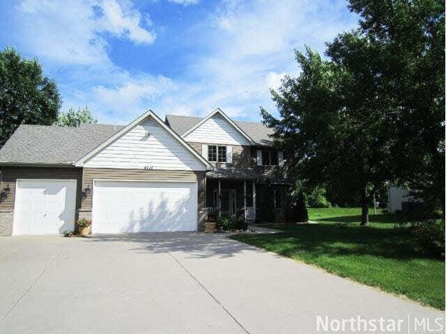 4716 Weston Hills Dr, Saint Paul, MN 55123 - photo 1