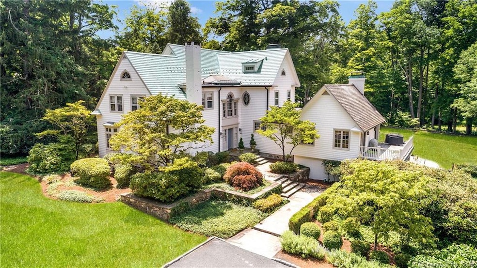 Gorgeous Estate home on 4 acres