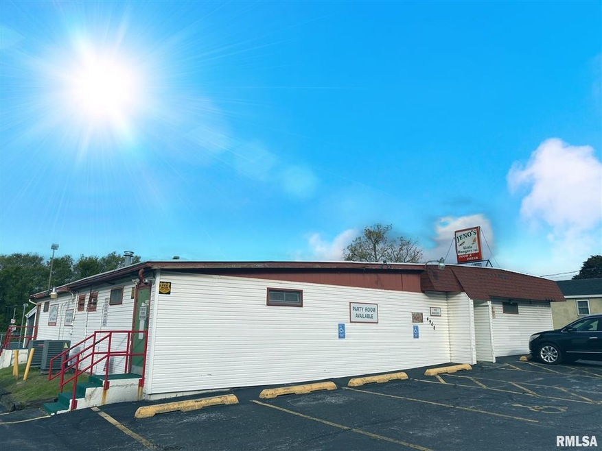 4908 N Pine St, Davenport, IA 52806 - photo 1