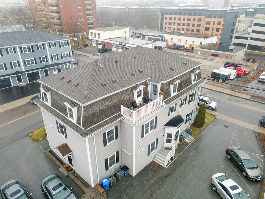 75 Pine St unit 31, Waltham, MA 02453 - photo 1