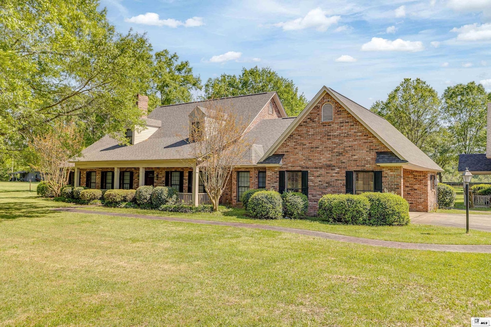 2836 Highway 582, Oak Grove, LA 71263 - photo 1