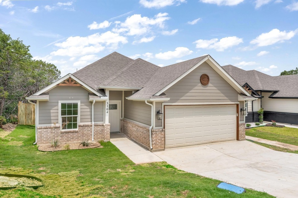 3104 Paluxy Trail, Granbury, TX 76048 - photo 1